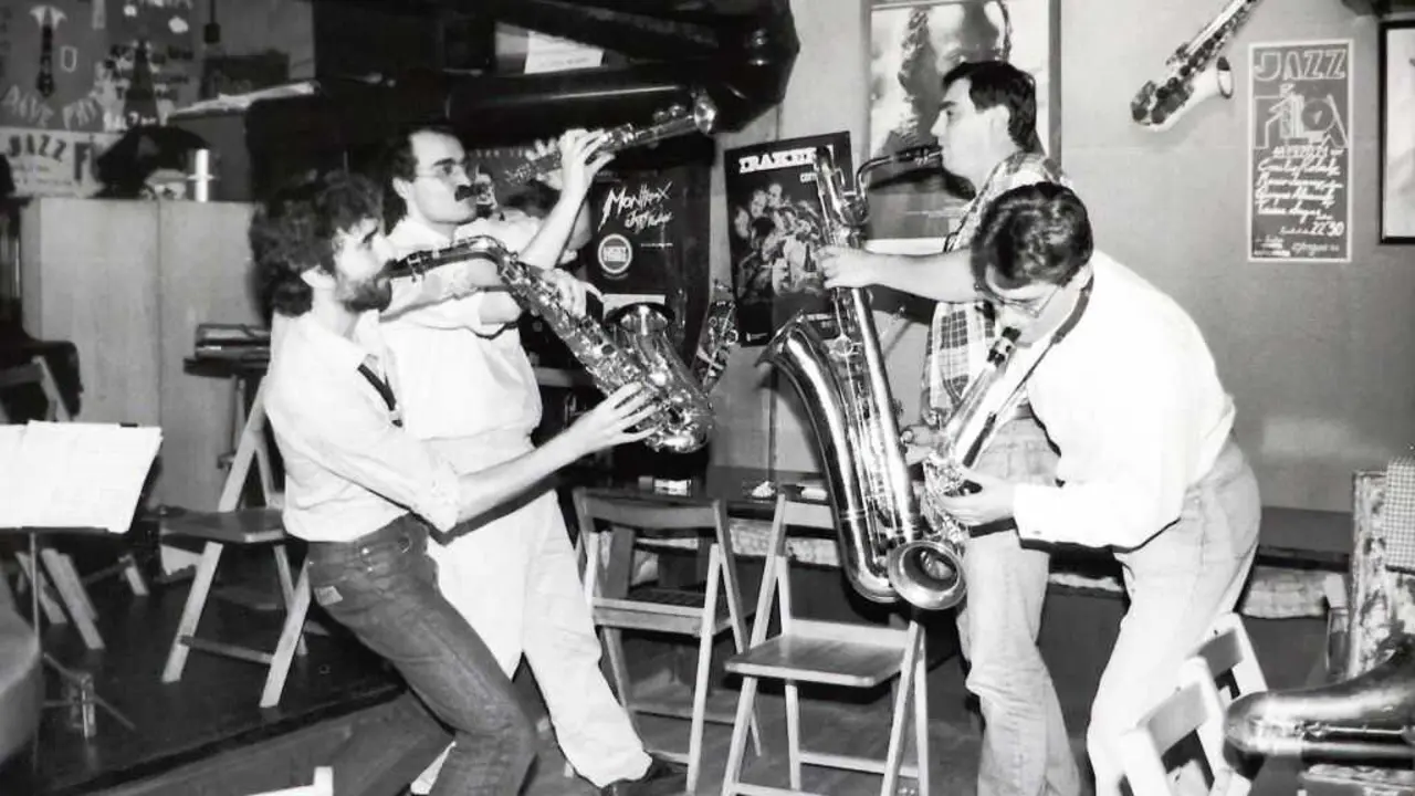 Quarteto de saxos en agosto do ano 1989 durante un ensaio no Filloa. Bernardo Mart&iacute;nez, Antonio Ferreiro, Fito Ares e Ildefonso Rodr&iacute;guez. (Foto: Humberto Mor&aacute;n)