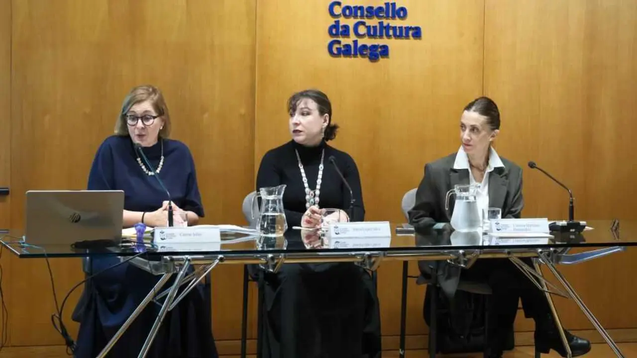 Carme Adan, Inma L&oacute;pez Silva e Cristina Mart&iacute;nez Fern&aacute;ndez. (Foto: Arxina)