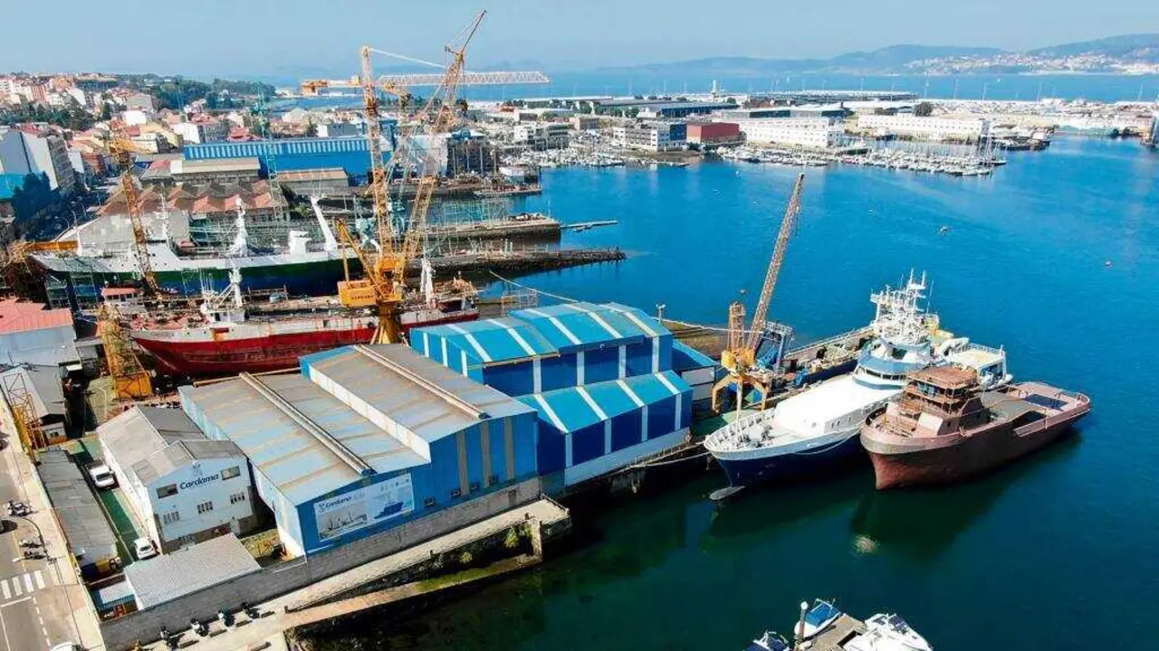 Instalaci&oacute;ns do estaleiro Cardama no porto de Vigo. (Foto: Cardama)