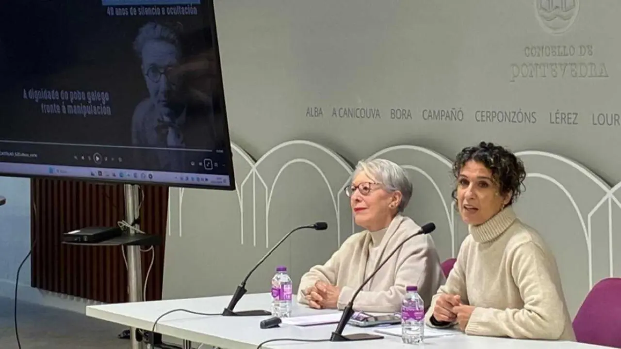 Tareixa Navaza e Mar&iacute;a Obelleiro, este 22 de novembro en Pontevedra. (Foto: N&oacute;s Diario)