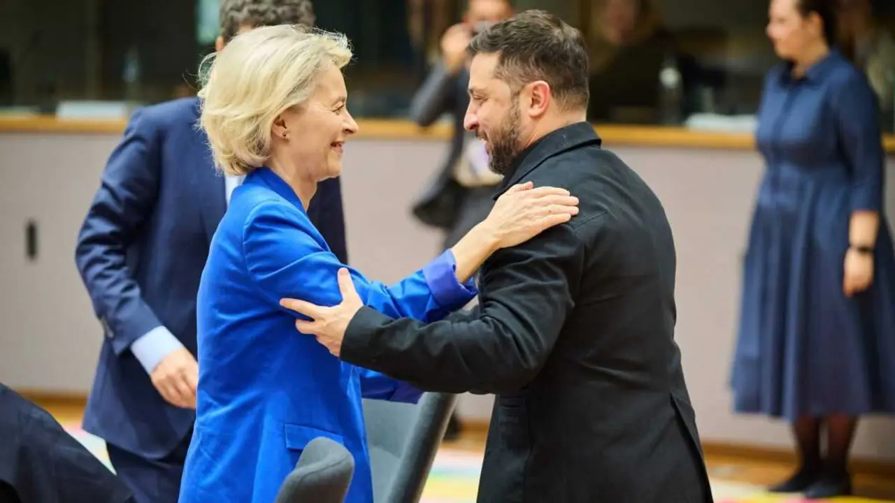 Ursula von der Leyen e Volodimir Zelenski, o pasado 23 de outubro, en Bruxelas. (Foto: Dati Bendo / European Commission / d / DPA)