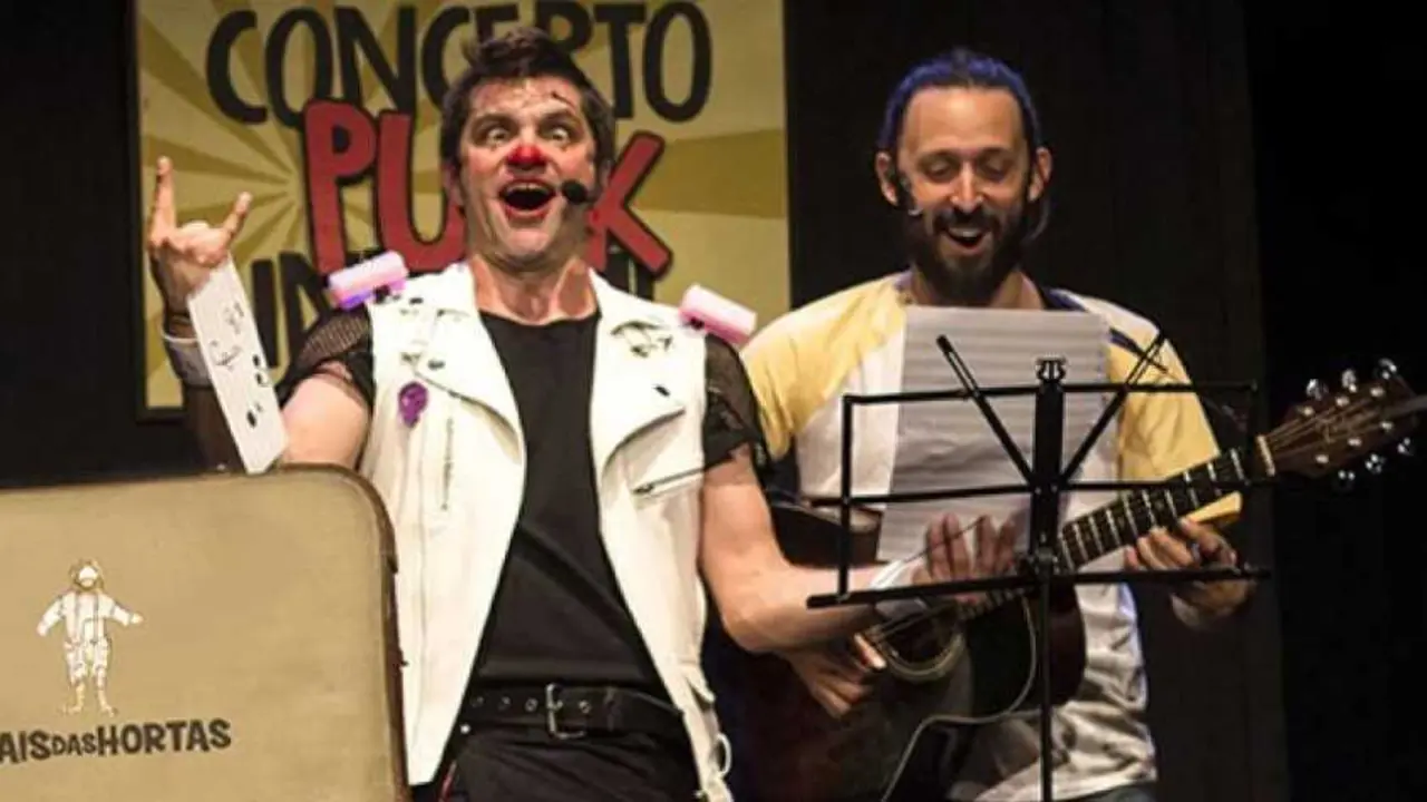2025_12_12_p30cuarta_punk_moanha2