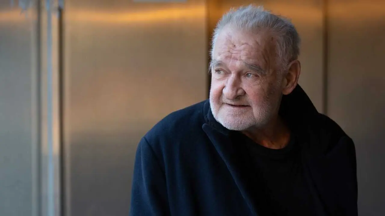 O cineasta h&uacute;ngaro B&eacute;la Tarr, o 9 de xaneiro de 2024 en Barcelona. (Foto: David Zorrakino / Europa Press)