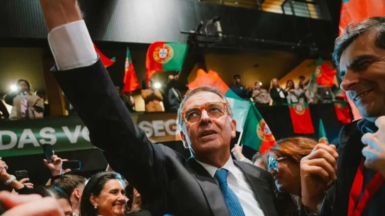Ant&oacute;nio Jos&eacute; Seguro, o 19 de xaneiro ap&oacute;s a s&uacute;a vitoria na primeira volta das elecci&oacute;ns presidencias de Portugal. (Foto: Ant&oacute;nio Jos&eacute; Seguro)