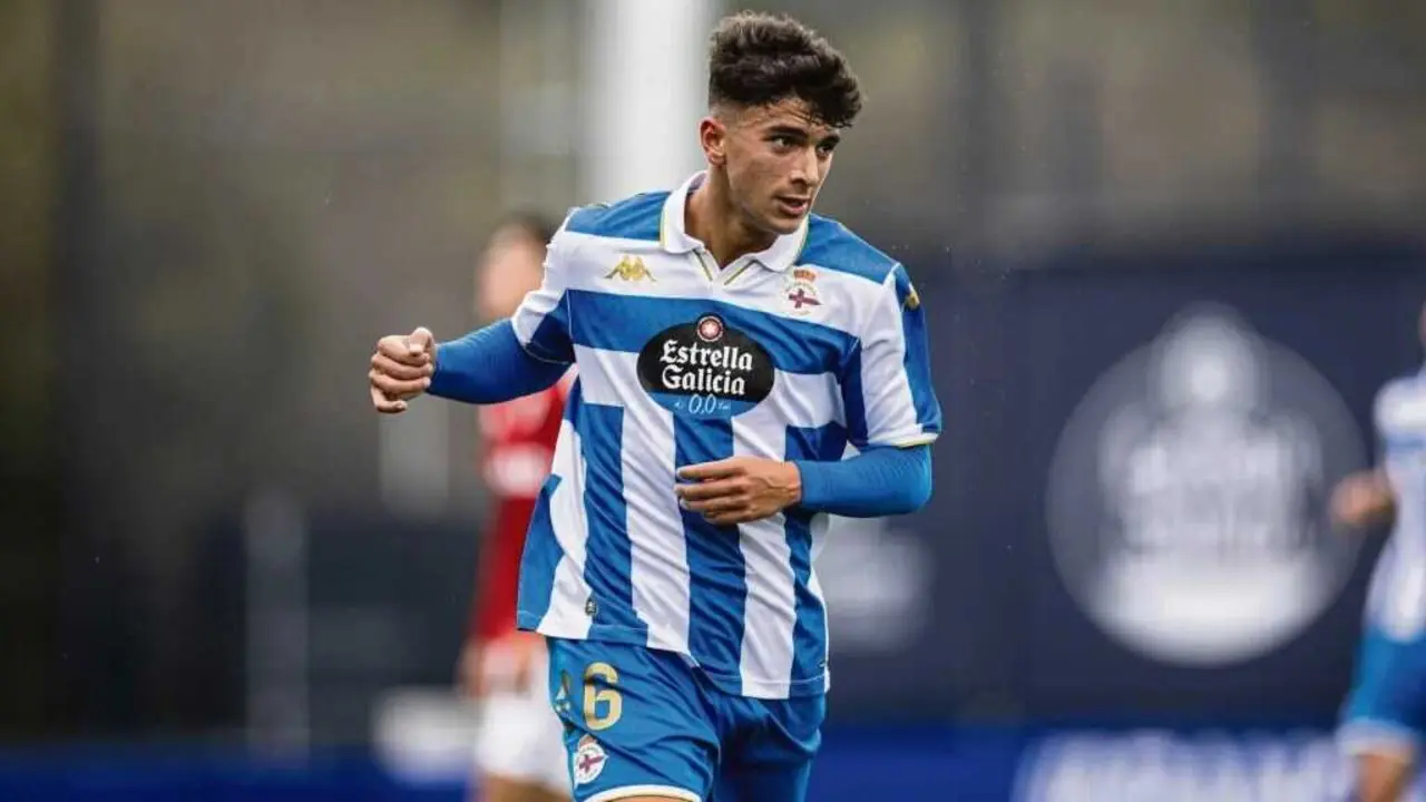Samuel Fern&aacute;ndez, no partido do Deportivo Fabril fronte ao Langreo, o pasado 18 de xaneiro. (Foto: RC Deportivo)