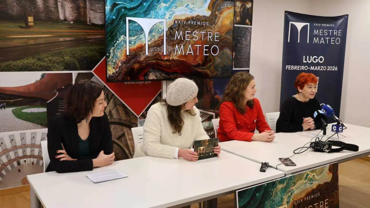 Carmen M&eacute;ndez, Luc&iacute;a Veiga, Iria Castro e Maite Ferreiro, en Lugo, esta cuarta feira. (Foto: Concello de Lugo)