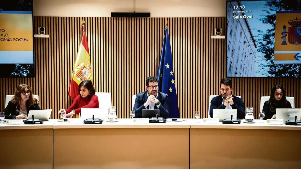 O secretario de Estado Joaqu&iacute;n P&eacute;rez Rey presidiu a reuni&oacute;n. (Foto: Ministerio de Traballo / Pedro Ru&iacute;z)