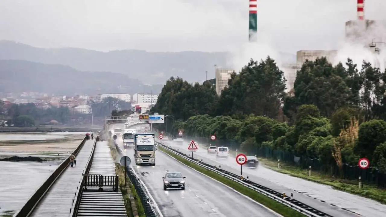Reabre a autov&iacute;a PO-11, que une Mar&iacute;n (O Morrazo) con Pontevedra (Foto: CISCAR / EUROPA PRESS)