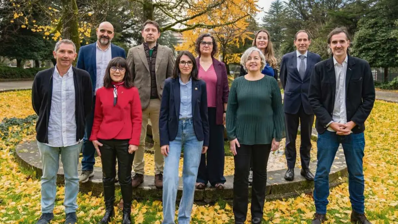 Candidatura de Rosa Crujeiras &aacute; Reitor&iacute;a da USC. (Foto: Rosa Crujeiras)