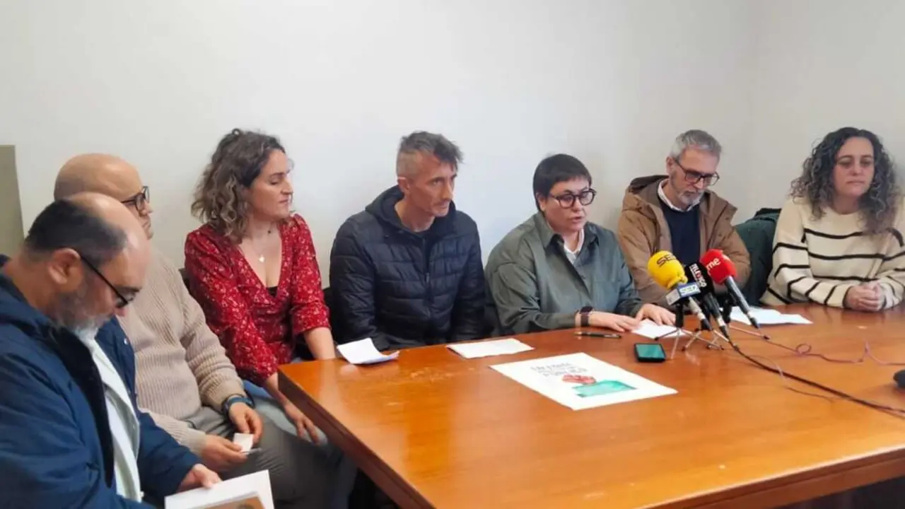 Convocatoria da manifestaci&oacute;n o vindeiro 25 de febreiro, esta quinta feira. (Foto: N&oacute;s Diario)