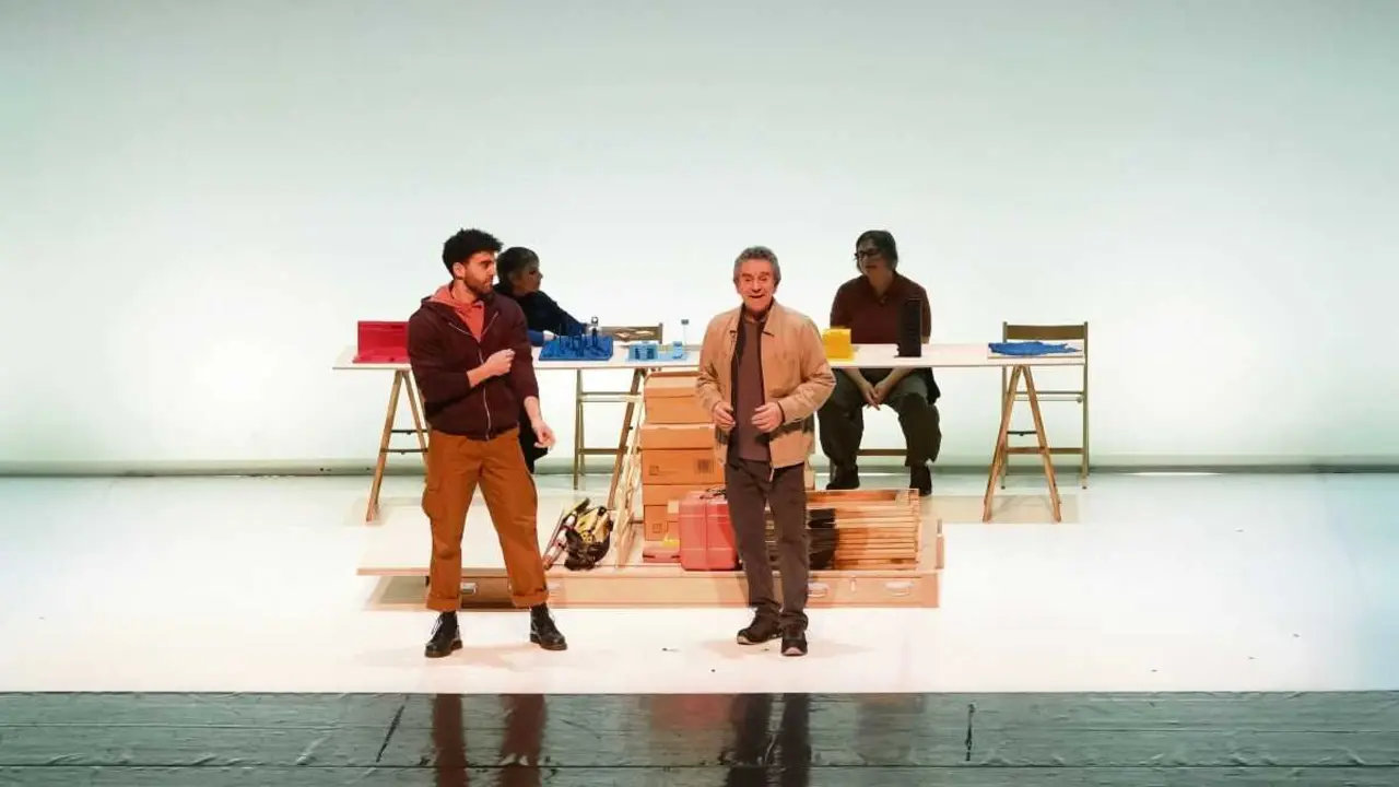 Representaci&oacute;n da obra 'Ictus' de Ch&eacute;vere, esta sexta feira,
no Auditorio da Galiza,
en Compostela. 8Foto: Arxina)
