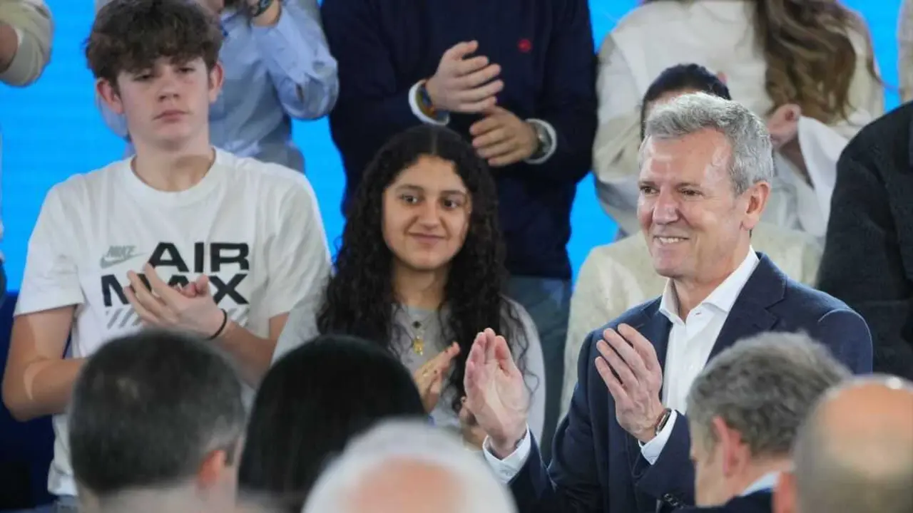 O presidente do PP de Galicia e presidente da Xunta de Galicia, Alfonso Rueda, durante un acto do PP de Galicia, no Multiusos Fontes do Sar, a 15 de febreiro de 2025, en Santiago de Compostela, (Foto: &Aacute;lvaro Ballesteros)