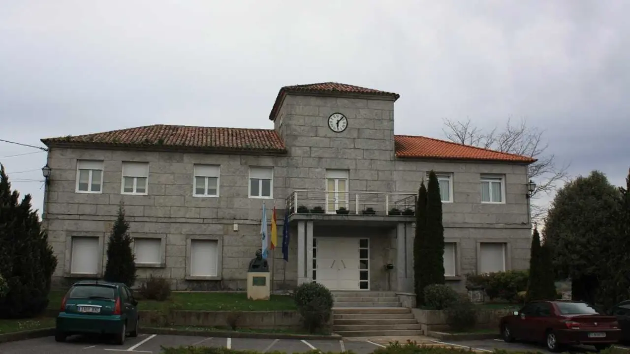 Casa do Concello de Ribadumia (O Saln&eacute;s). (Foto: N&oacute;s Diario)