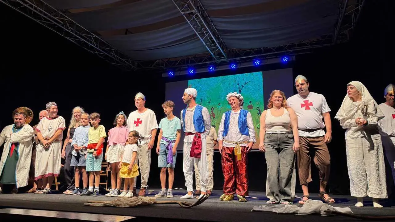 O grupo de Teatro Amador da Medulio ach&eacute;gase a Compostela a representa a obra de Manuel Mar&iacute;a.