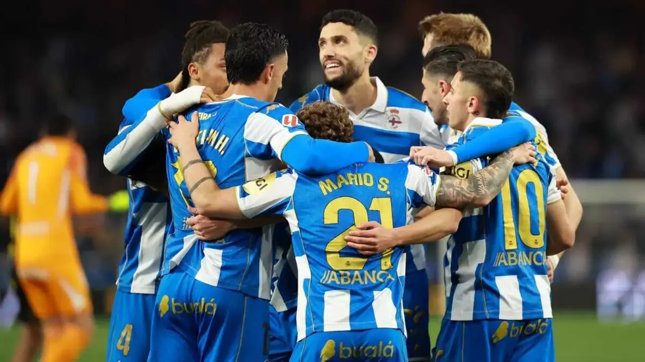 Os xogadores do Deportivo celebrando un gol. (Foto: RC Deportivo)