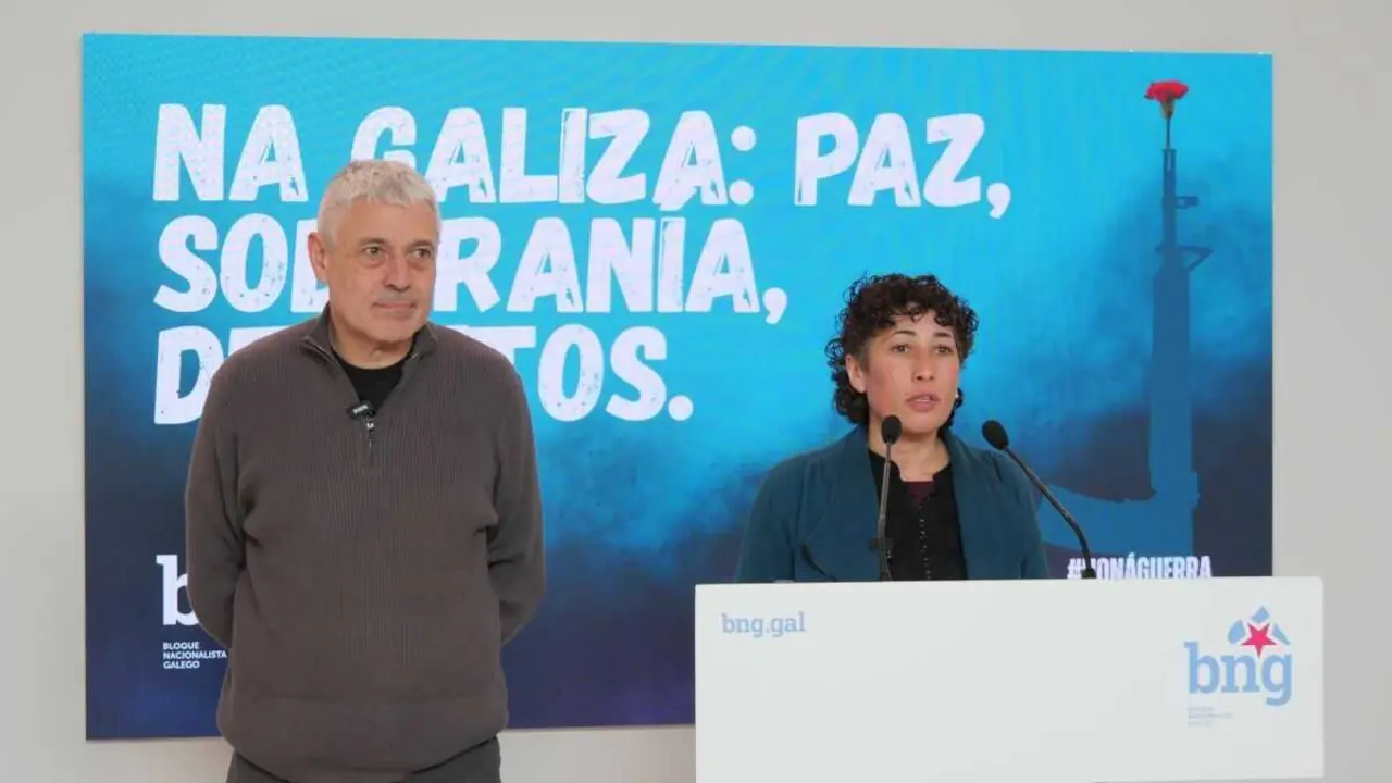 Bieito Lobeira e Luc&iacute;a L&oacute;pez, esta sexta feira. (Foto: N&oacute;s Diario)