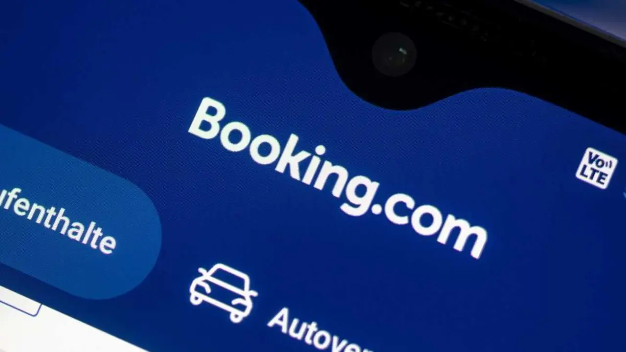 Portal de Booking. (Foto: Fabian Sommer / dpa - Only For Use In Spain)