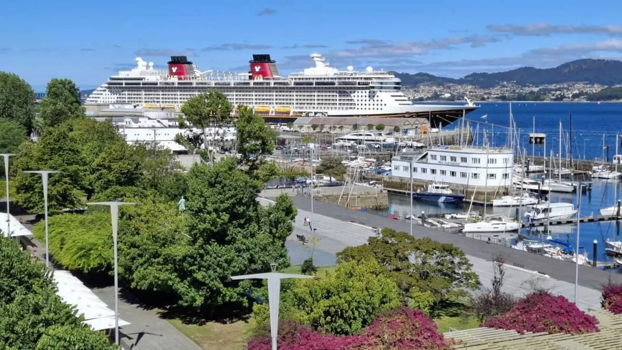 Cruceiro en Vigo. (Foto: Porto de Vigo)