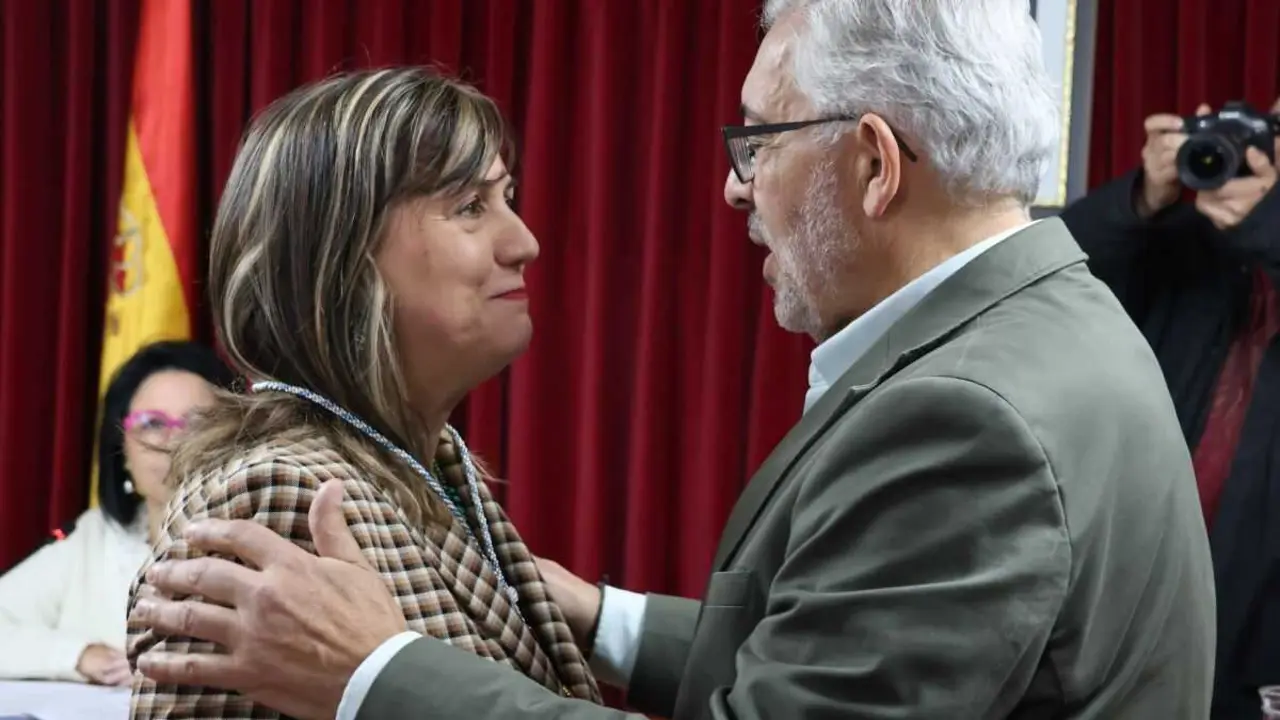O alcalde de Lugo, Miguel Fern&aacute;ndez, con Mar&iacute;a Reigosa (Foto: Concello de Lugo)