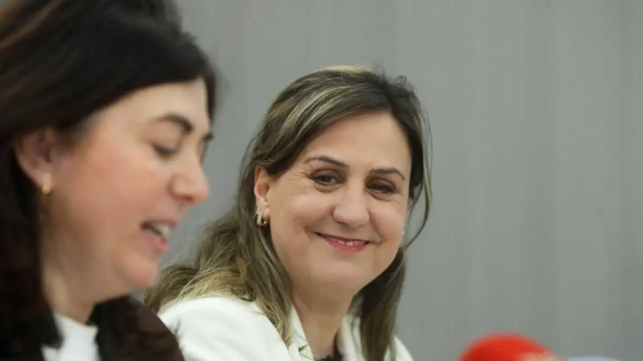 Elena Candia e Mar&iacute;a Reigosa, esta cuarta feira. (Foto: Carlos Castro / Europa Press)