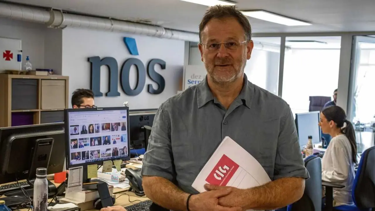 Paulo Carril na redacci&oacute;n de N&oacute;s Diario. (Foto: Alma Alonso)
