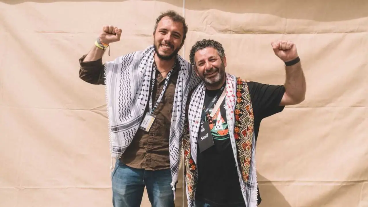 Saif ab&uacute; Keshek e Thiago &Aacute;vila. (Foto: Globad Summud Flotilla)