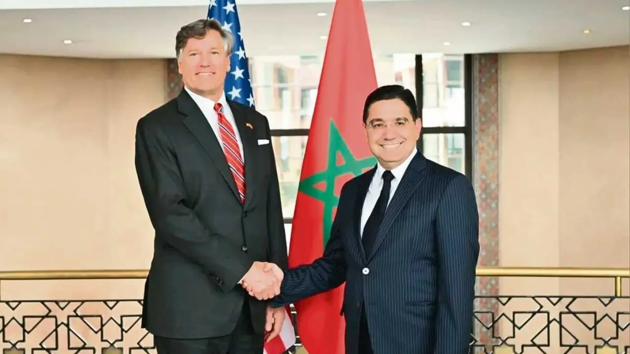 O subsecretario de Estado dos EUA, Christopher Landau, e o ministro de Exteriores marroqu&iacute;, Naser Burita, a pasada semana. (Foto: Ministerio de Exteriores marroqu&iacute;)