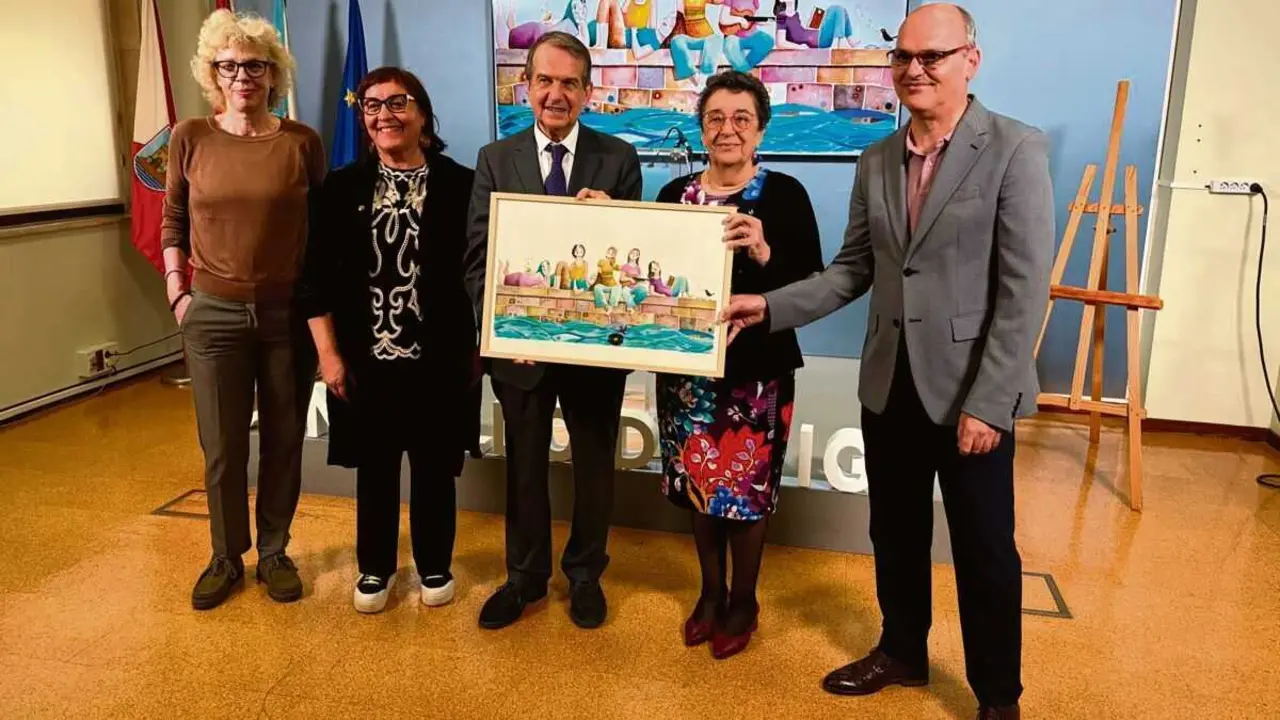 Beatriz Caama&ntilde;o, Ux&iacute;a, Abel Caballero, Rosario &Aacute;lvarez e Alejo Amoedo, onte en Vigo.