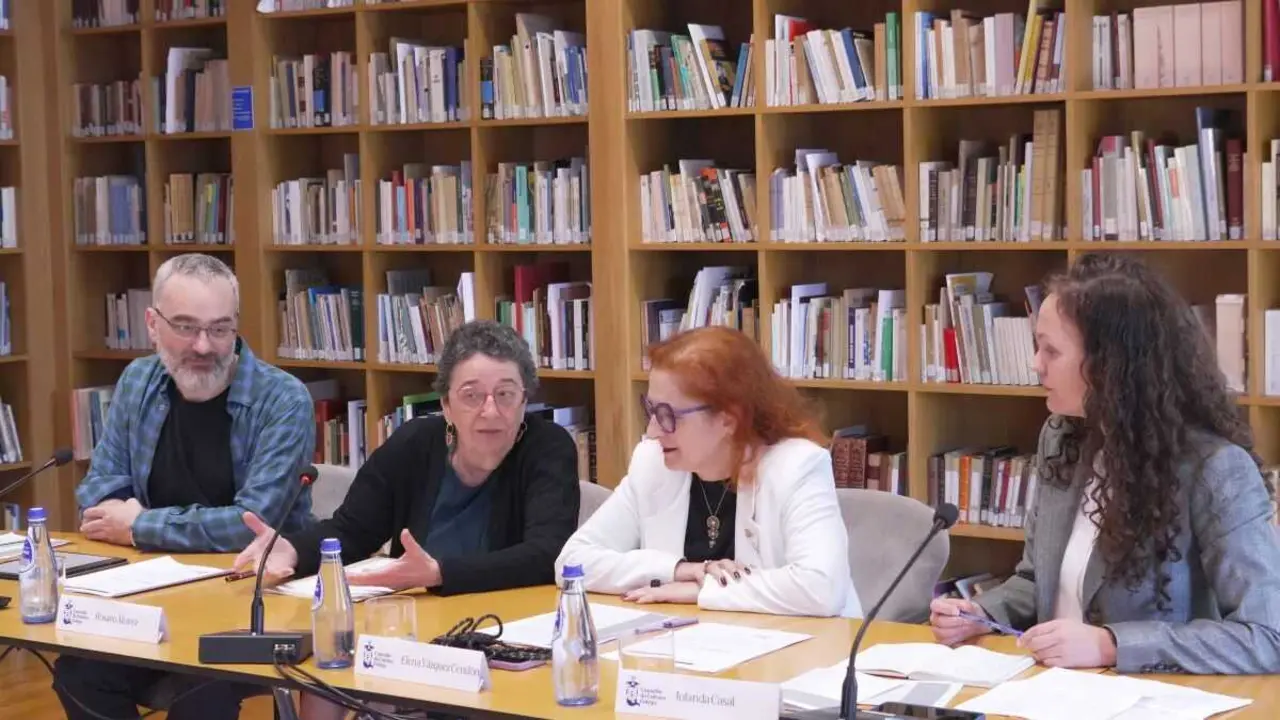 Manuel Vicente, Rosario &Aacute;lvarez, Elena V&aacute;zquez Cend&oacute;n e Iolanda Casal. (Foto: CCG)