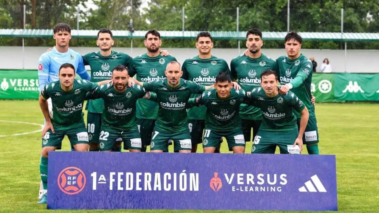 Futbolistas do Club Deportivo Arenteiro. (Foto: Club Deportivo Arenteiro)