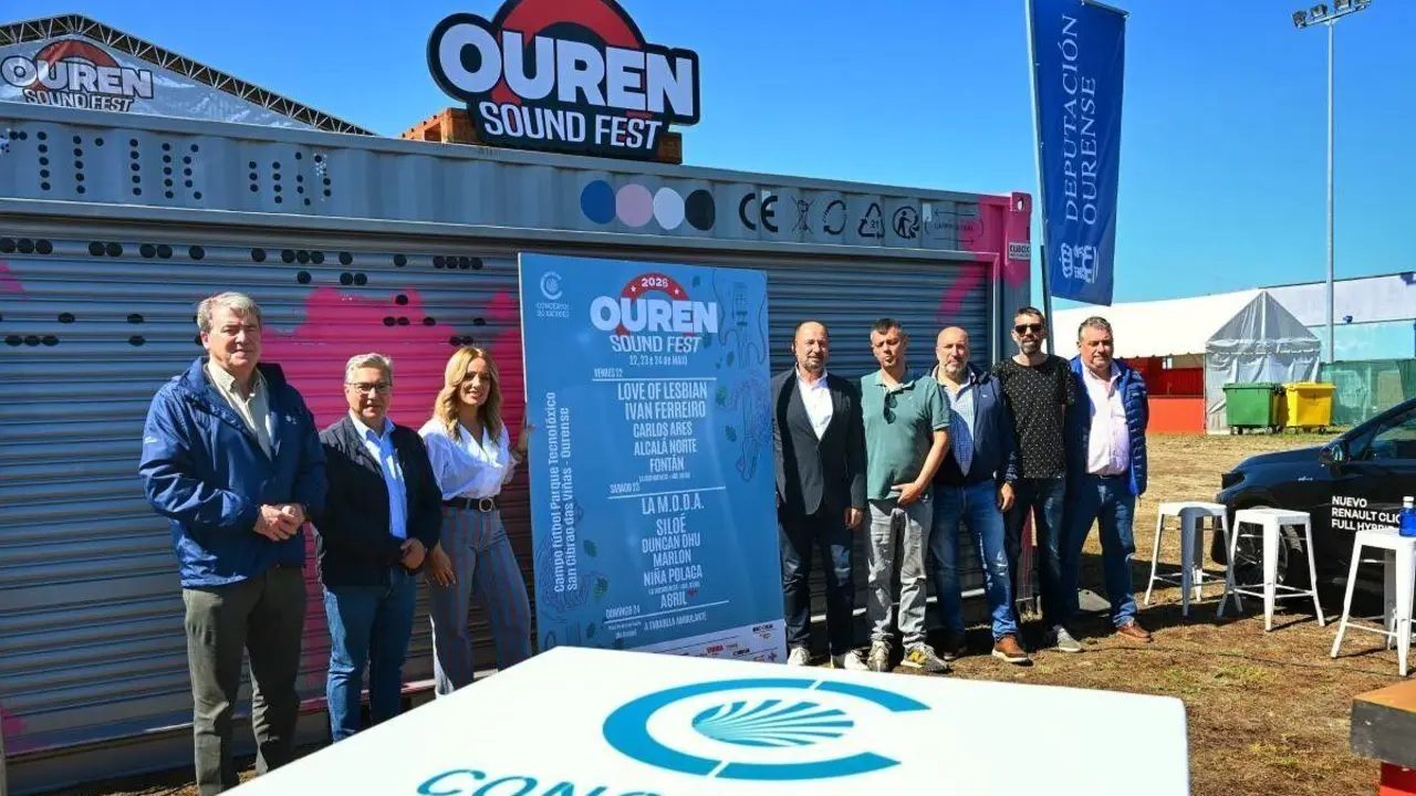 O presidente da Deputaci&oacute;n de Ourense, Luis Menor, segundo pola esquerda, xunto a representantes da Xunta e do Ouren Sound Fest, este 20 de maio.