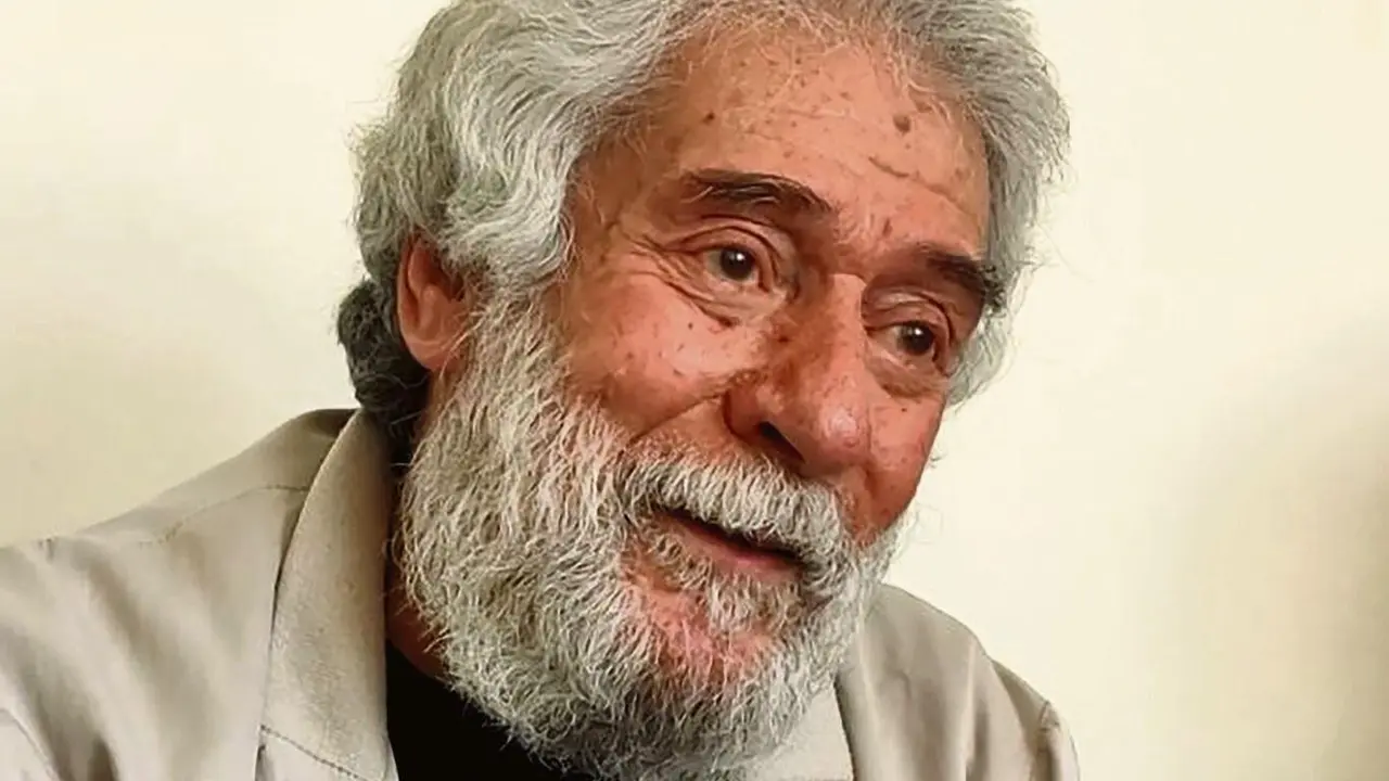 George Ibrahim Abdallah durante a entrevista nun apartamento en Beirute. (Foto: Bruno Amaral de Carvalho)