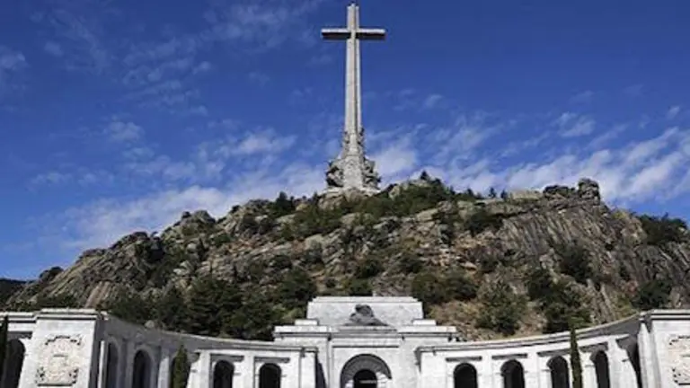 val dos caídos
