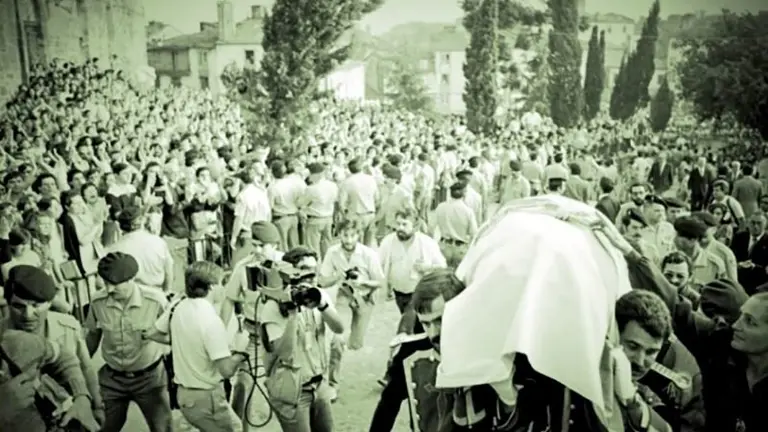 1986 Traslado dos restos de Castelao ao Pante&oacute;n de Galegos Ilustres (1)