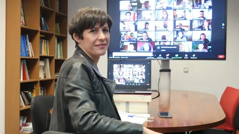 Ana Pont&oacute;n, duranre a reuni&oacute;n do Consello Nacional.