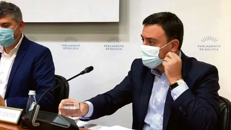 Valent&iacute;n Gonz&aacute;lez Formoso no Parlamento galego (Foto: Europa Press).