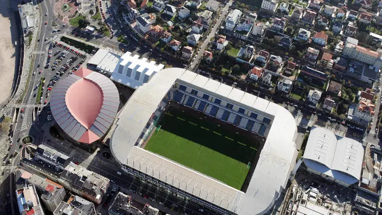 Vista a&eacute;rea do estadio de Riazor (Foto: Concello da Coru&ntilde;a).