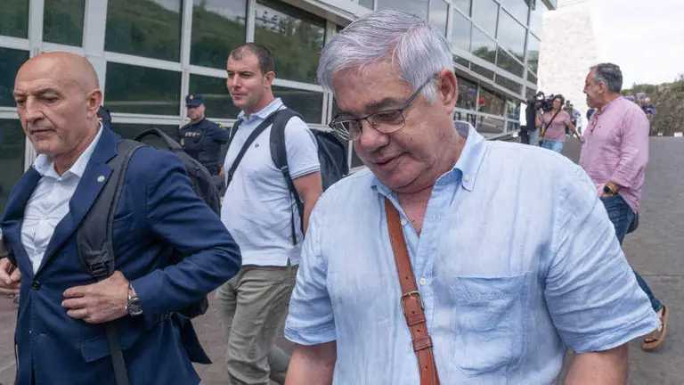 O maquinista, Francisco Garz&oacute;n &aacute; sa&iacute;da da &uacute;ltima sesi&oacute;n do xu&iacute;zo do Alvia (Foto: C&eacute;sar Arxina / Europa Press).