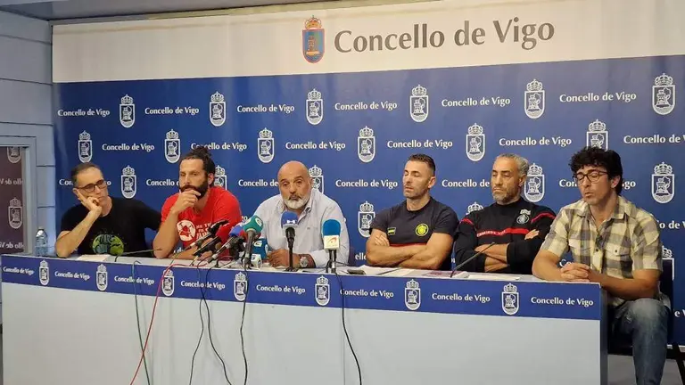 Rolda de prensa do comit&eacute; de persoal do Concello de Vigo, esta sexta feira. (Foto: Pedro Davila / Europa Press)