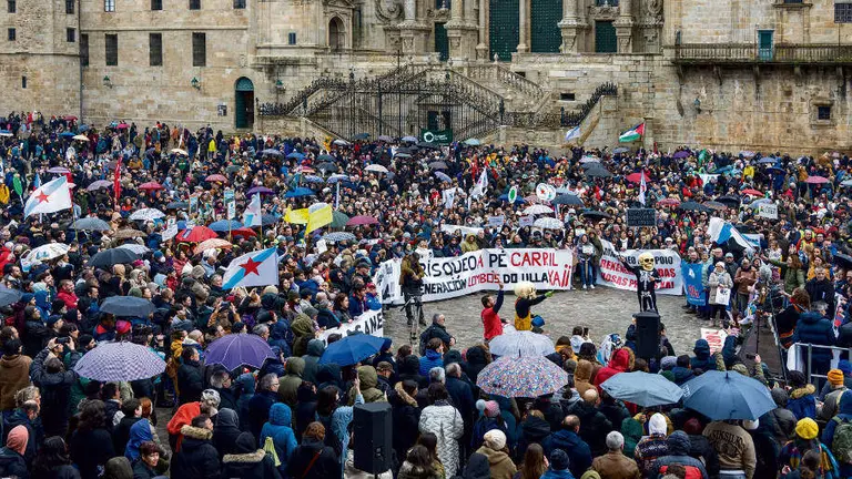 Manifestaci&oacute;n en defensa do mar o pasado 21 de xaneiro en Compostela. (Foto: Xan Muras)