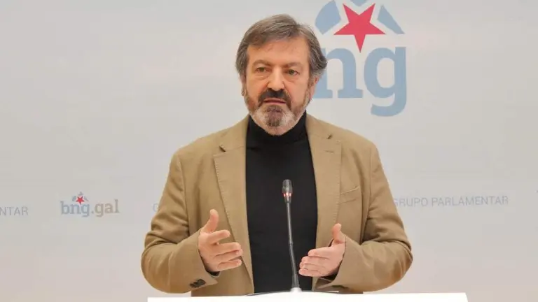 Lu&iacute;s Bar&aacute;, deputado do BNG, onte, no Parlamento galego. (Foto: N&oacute;s Diario)