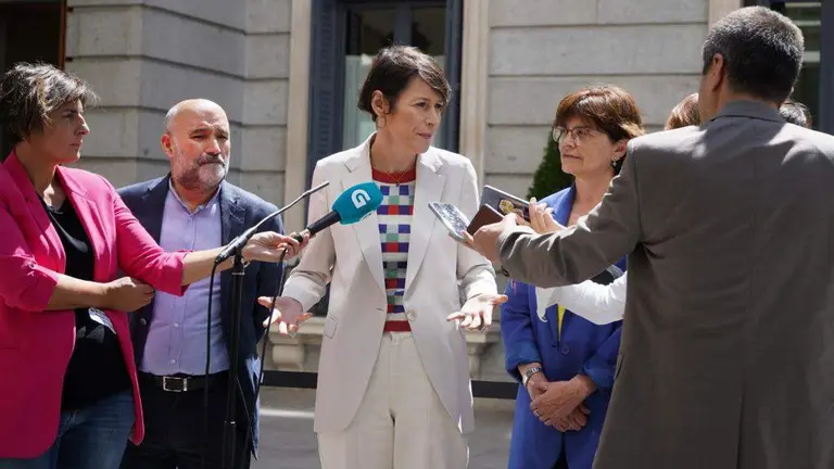 N&eacute;stor Rego, Ana Pont&oacute;n e Carme da Silva (Foto: N&oacute;s Diario).