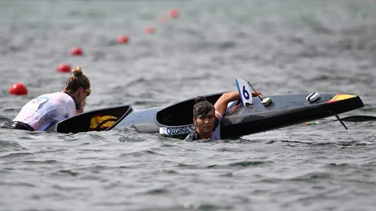 Carolina Garc&iacute;a e Sara Ouzande, ap&oacute;s envorcaren esta sexta feira. (Foto: AFP7 / Europa Press)