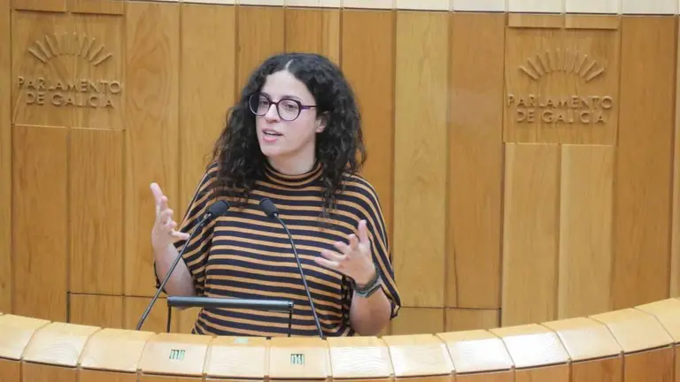 Noa Presas no Parlamento galego. (Foto: N&oacute;s Diario)