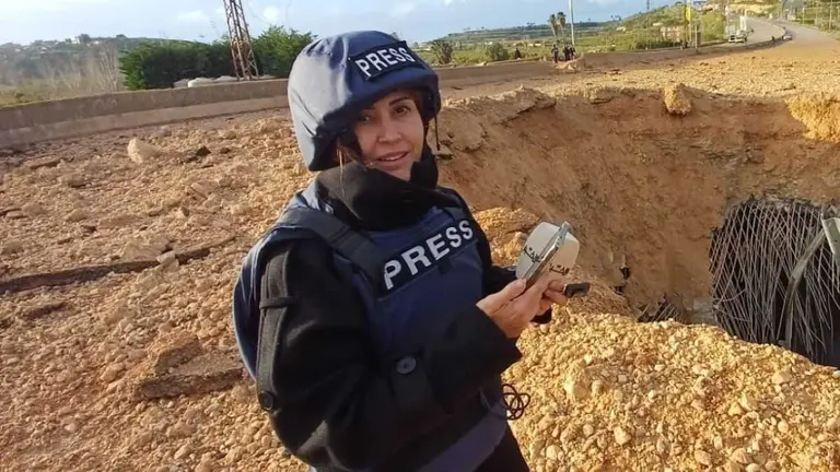 A xornalista libanesa do diario 'Ao Ajbar' Amal Jalil, falecida o 22 de abril de 2026 nun bombardeo israel&iacute; en Tiri (sur do L&iacute;bano). (Foto: Amal Jalil).