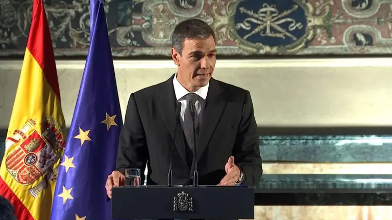 O presidente do Goberno espa&ntilde;ol, Pedro S&aacute;nchez, esta cuarta feira, en rolda de prensa. (Foto: Moncloa)