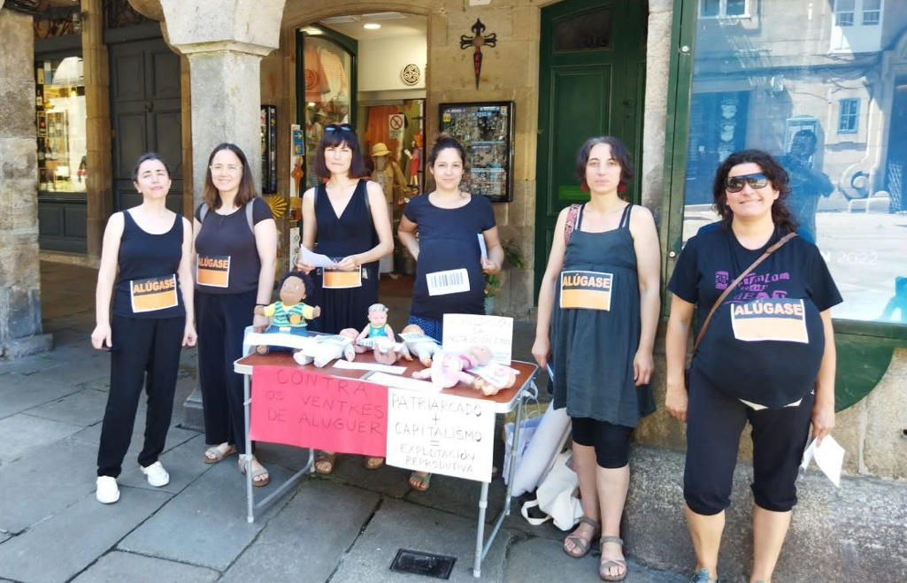 Acción en Compostela de Maternidades Feministas contra os “ventres de alugueiro”