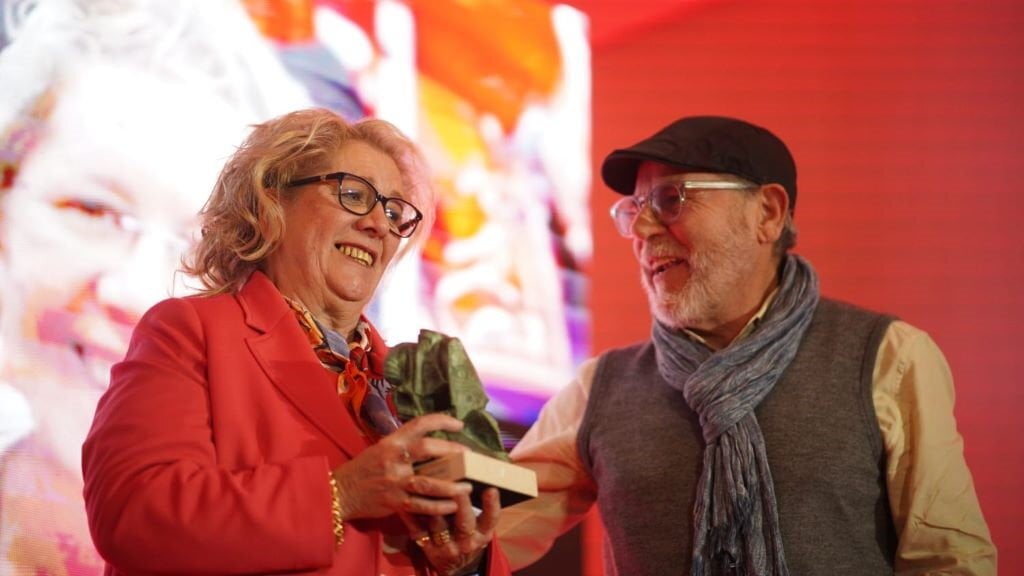 Pilar Tellado recibe o Premio 10 de marzo. (Foto: CCOO)