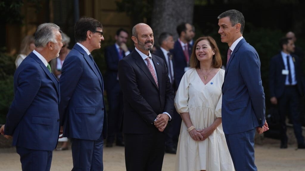 EuropaPress_6778438_i_d_ministro_politica_territorial_angel_victor_torres_presidente