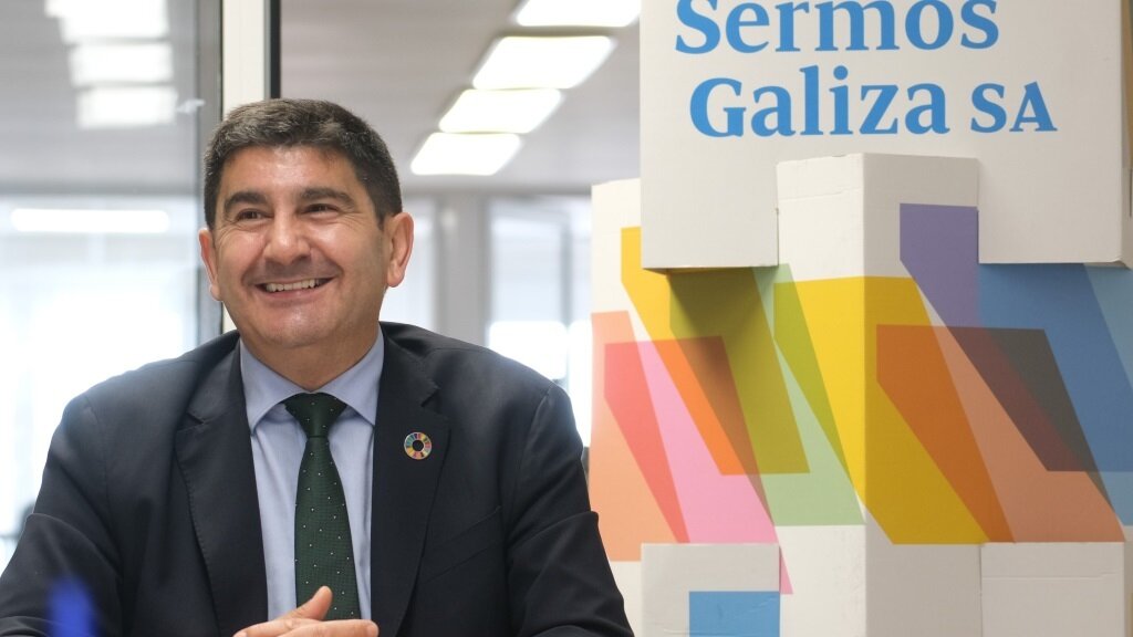 O delegado do Goberno español na Galiza, Pedro Blanco, na redacción de 'Nós Diario'. (Foto: Arxina)